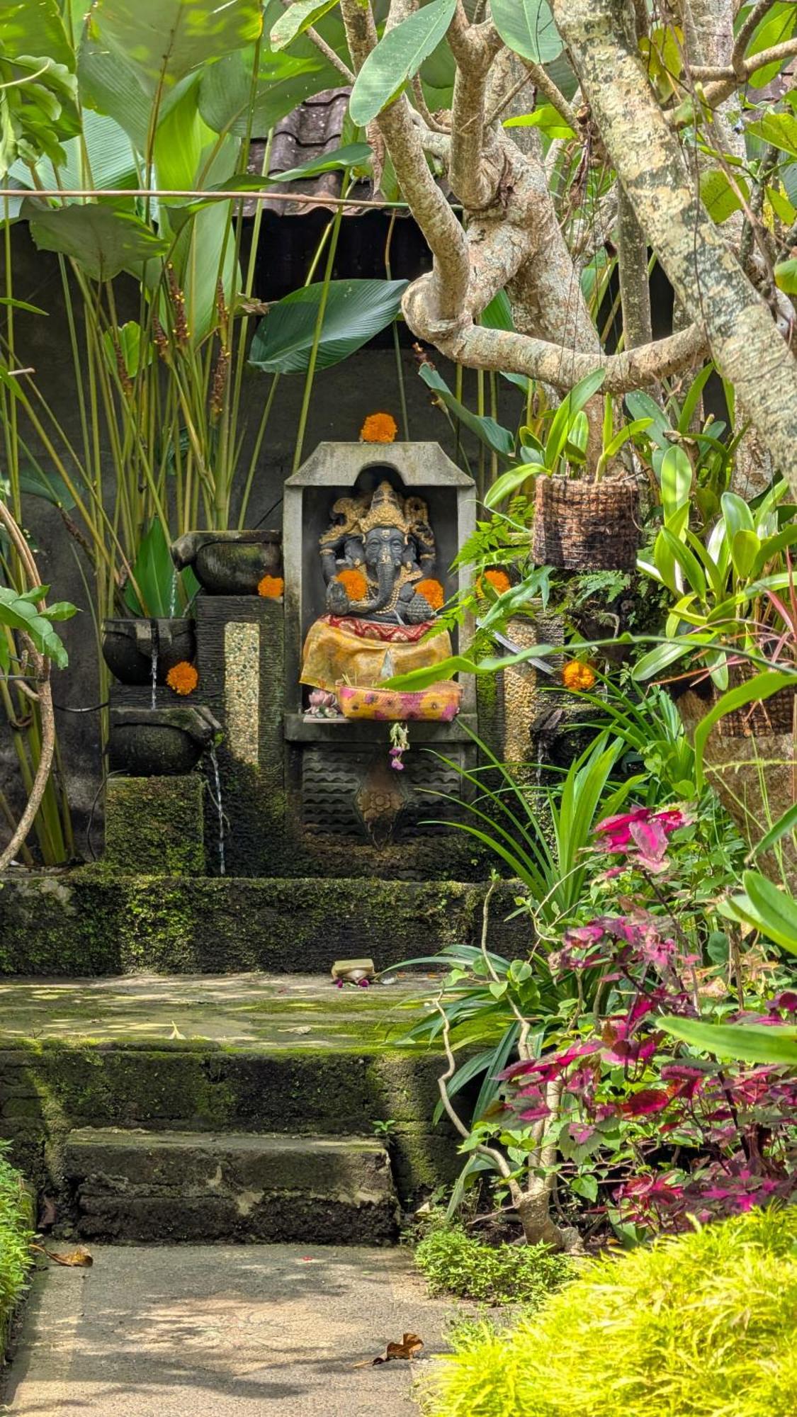 Krisda Ubud Guest House ภายนอก รูปภาพ