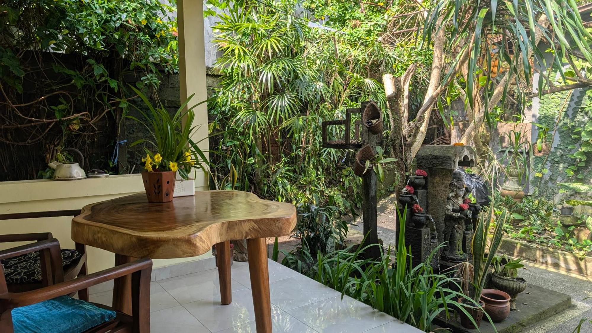 Krisda Ubud Guest House ภายนอก รูปภาพ