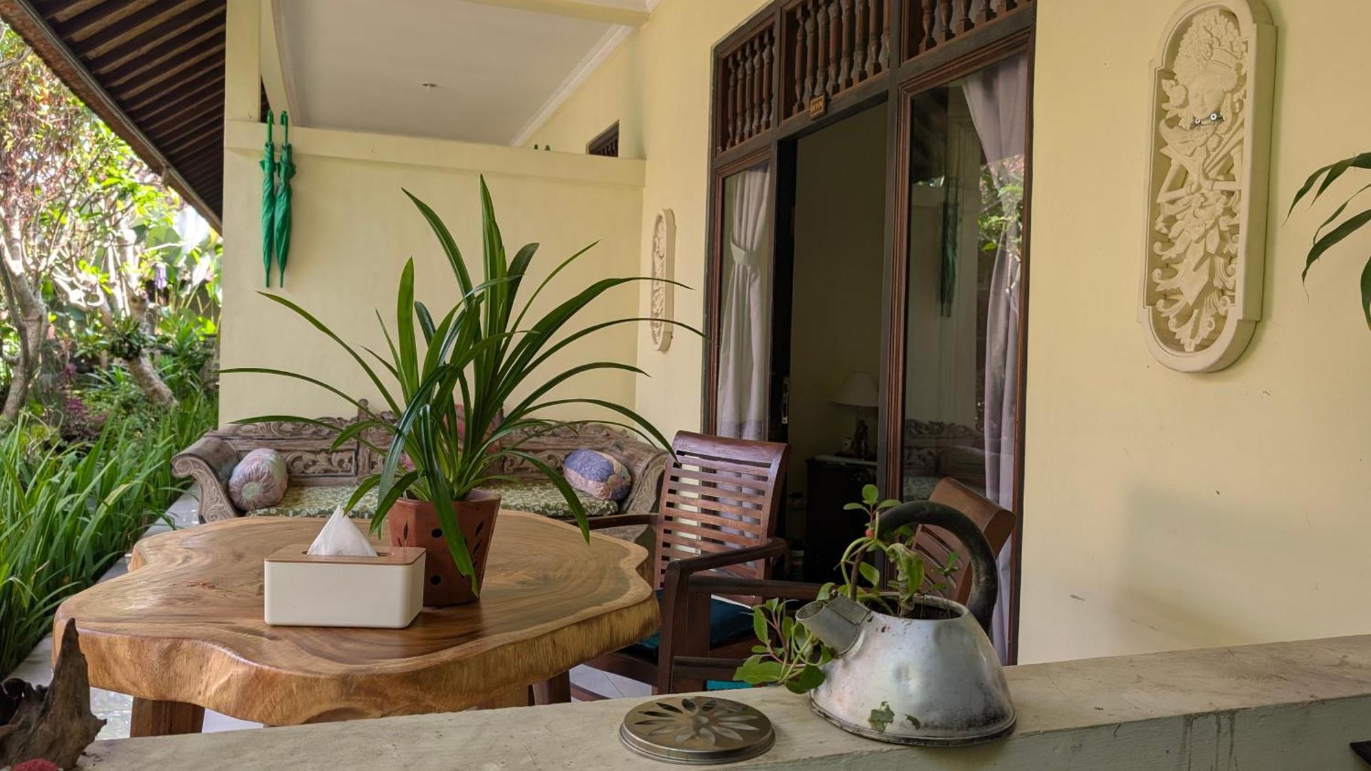 Krisda Ubud Guest House ภายนอก รูปภาพ