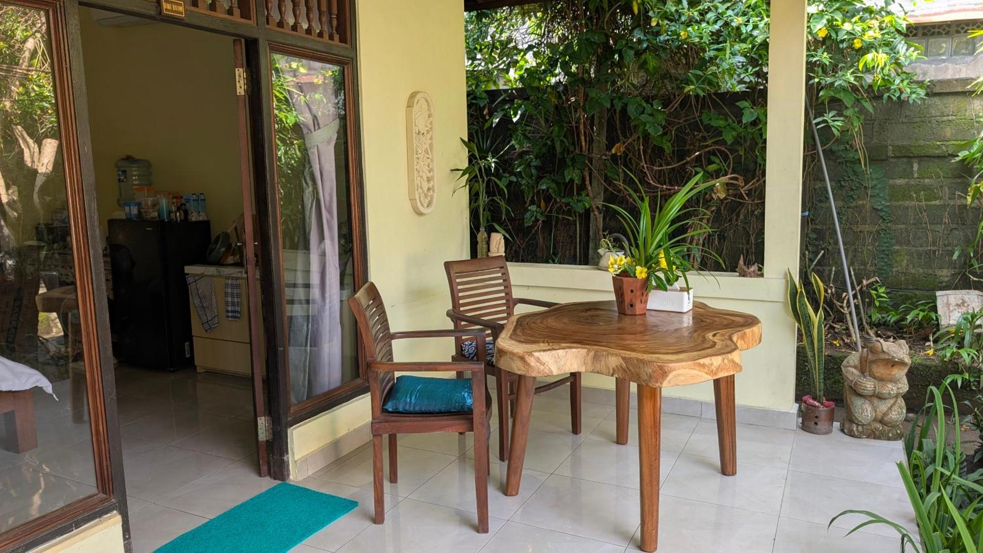 Krisda Ubud Guest House ภายนอก รูปภาพ