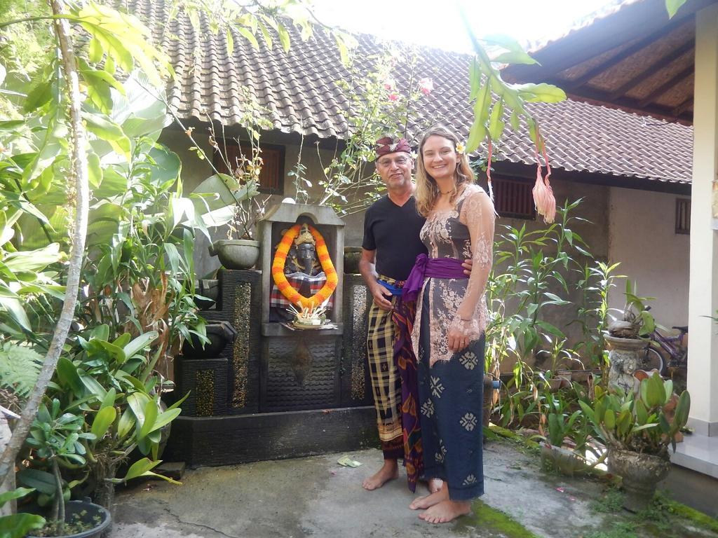 Krisda Ubud Guest House ภายนอก รูปภาพ