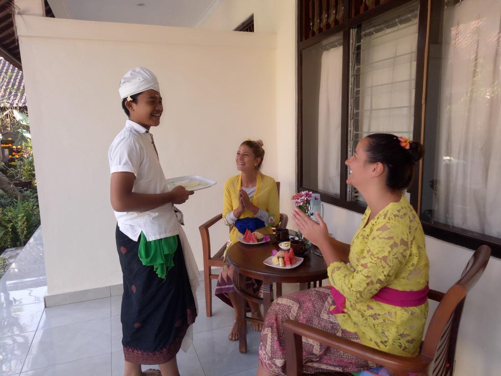 Krisda Ubud Guest House ภายนอก รูปภาพ