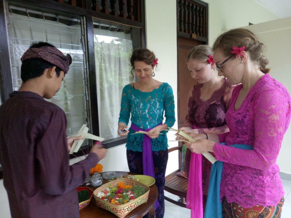Krisda Ubud Guest House ภายนอก รูปภาพ